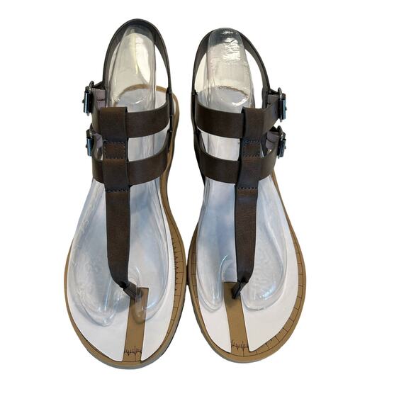 Journee Collection Women's Bianca Wedge Sandals SZ 8.5 - Picture 9 of 11